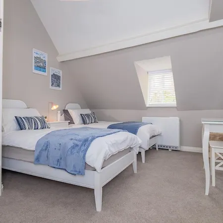 Quay Street Cottage, 2 Bed, 2 Bath - Semesterbostad