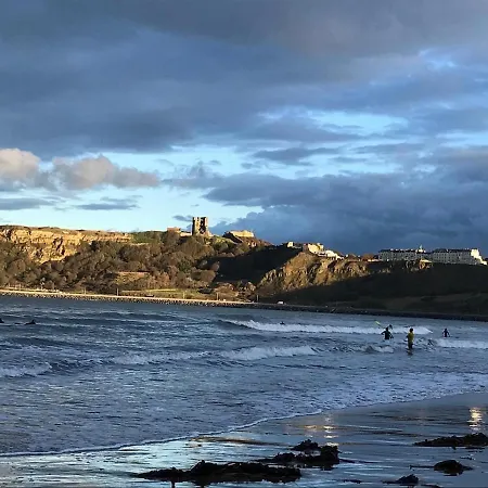 Semesterbostad Quay Street Cottage, 2 Bed, 2 Bath - *